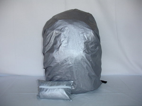 Regenschutzhülle für Rucksack inklusive Reißverschluss-Tasche, grau